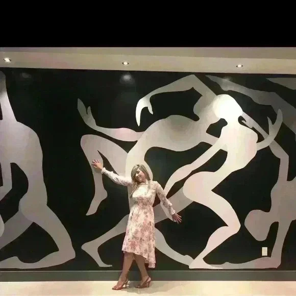 NANETTE LEPORE CREAM FLORAL DRESS. size 2 - Picture 9 of 9